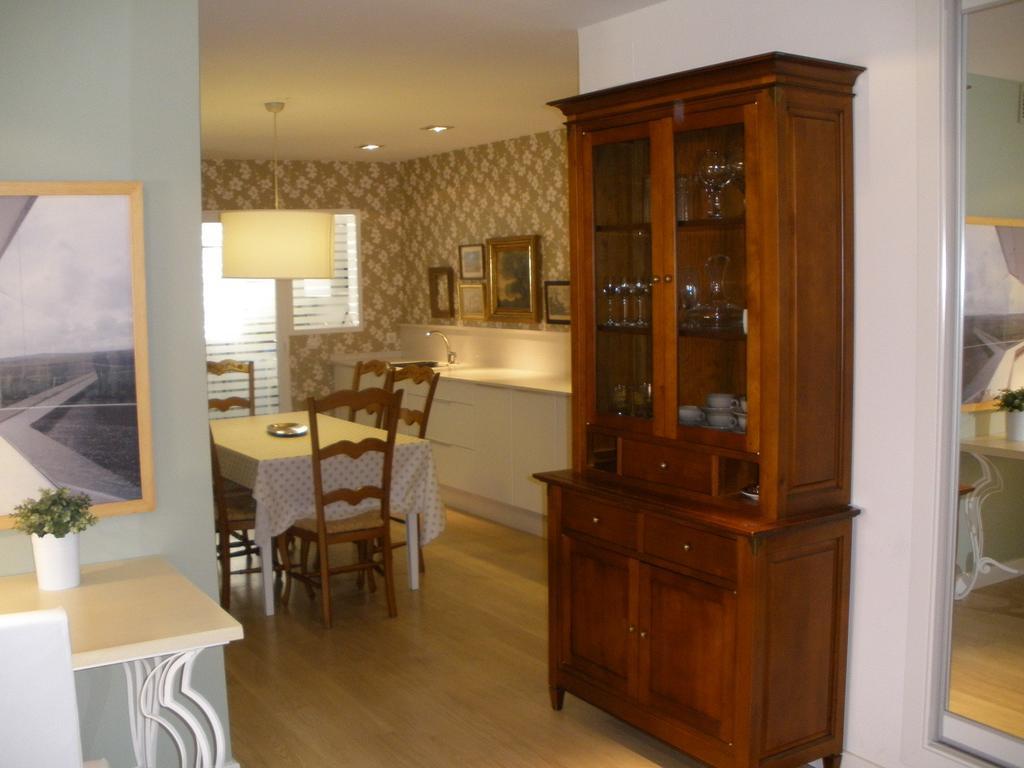Apartamento Tibula Teatro Parking Меріда Номер фото